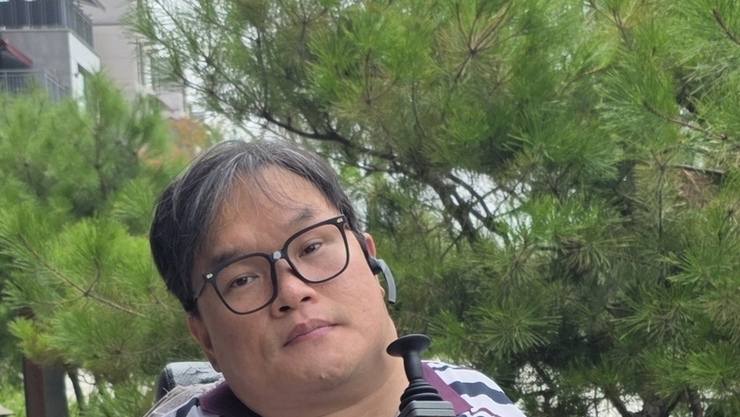 <서성윤 시인 인터뷰> 장애의 현실에 대한 깊이 있는 천착으로 꿈을 이룬 서성윤 시인