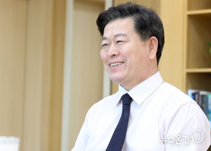 박승원 광명시장이 2년 연속 공약을 가장 잘 이행한 기초자치단체장에 선정됐다.