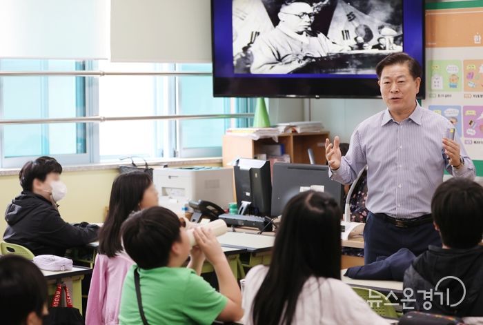 박승원 광명시장, 5월 스승의 날 맞아 명예 교사 활동 나서