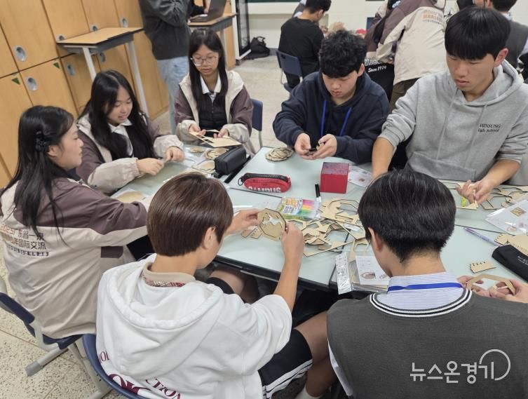 광둥성(신성고 방문)