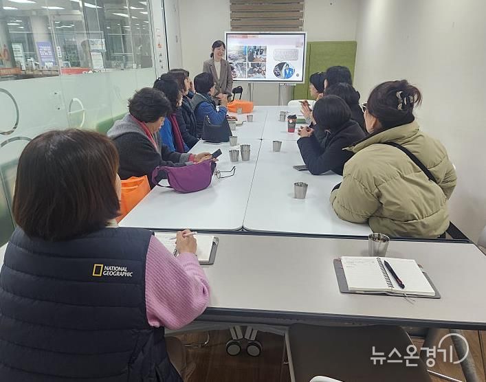 안성시치매안심센터, 치매 이웃 곁을 지킨 중앙어머니 자율방범대 치매안심리더 간담회 개최