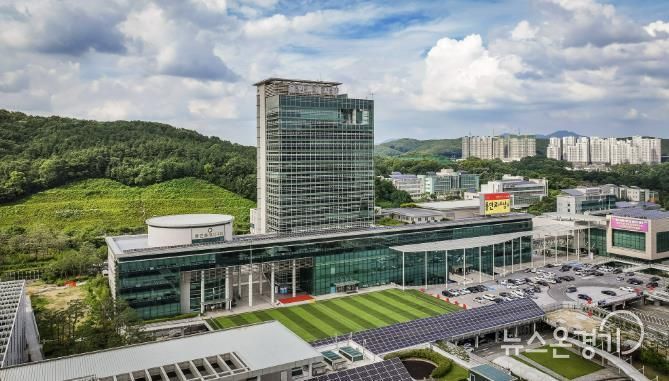 용인특례시청사