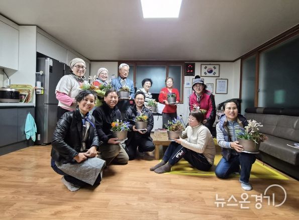 안성시, 주민이 직접 꾸미는 ‘마을정원 가꾸기 교육’ 열기 후끈